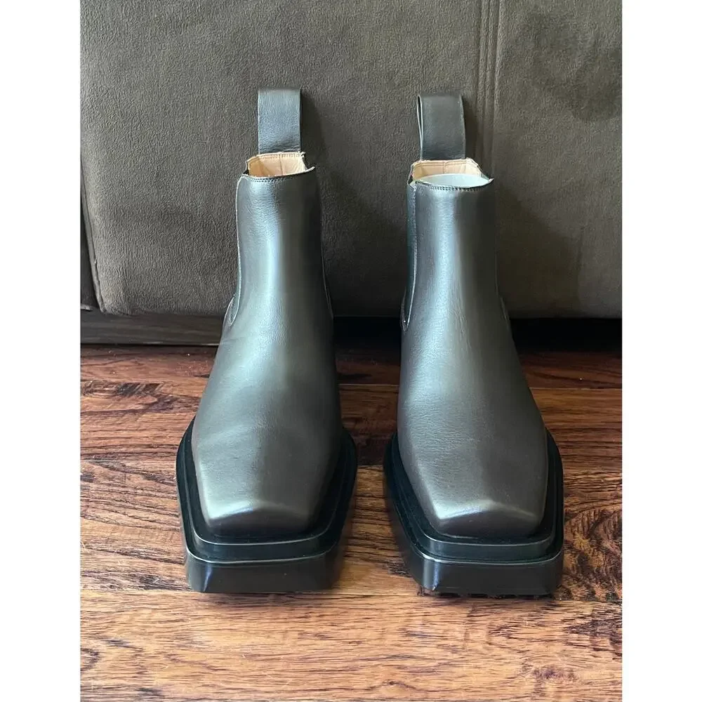 $1,800 NIB Bottega Veneta Leather Brown Heel Chelsea Boots Size 44(11)